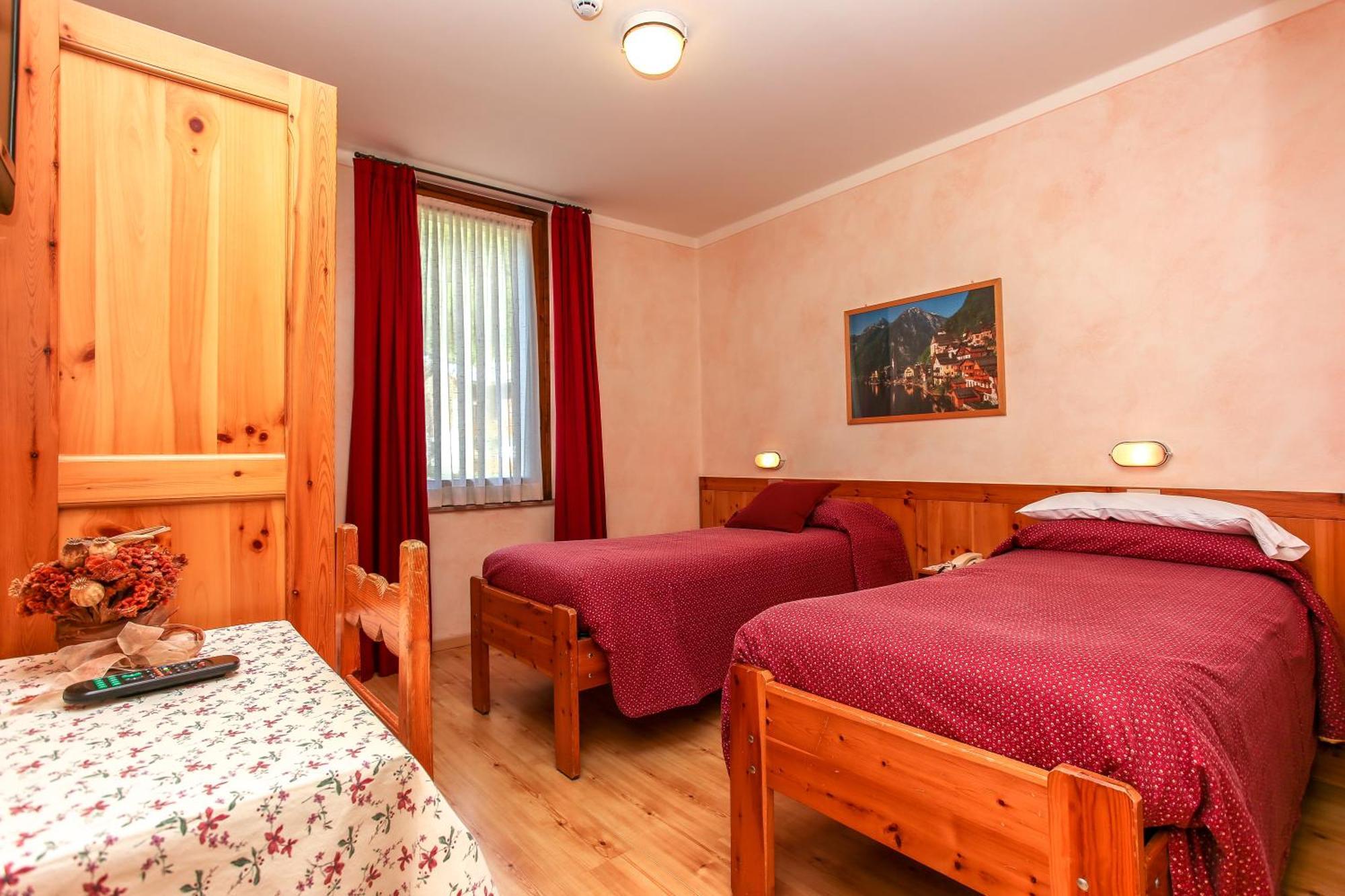 Albergo Adele Μπόρμιο Εξωτερικό φωτογραφία