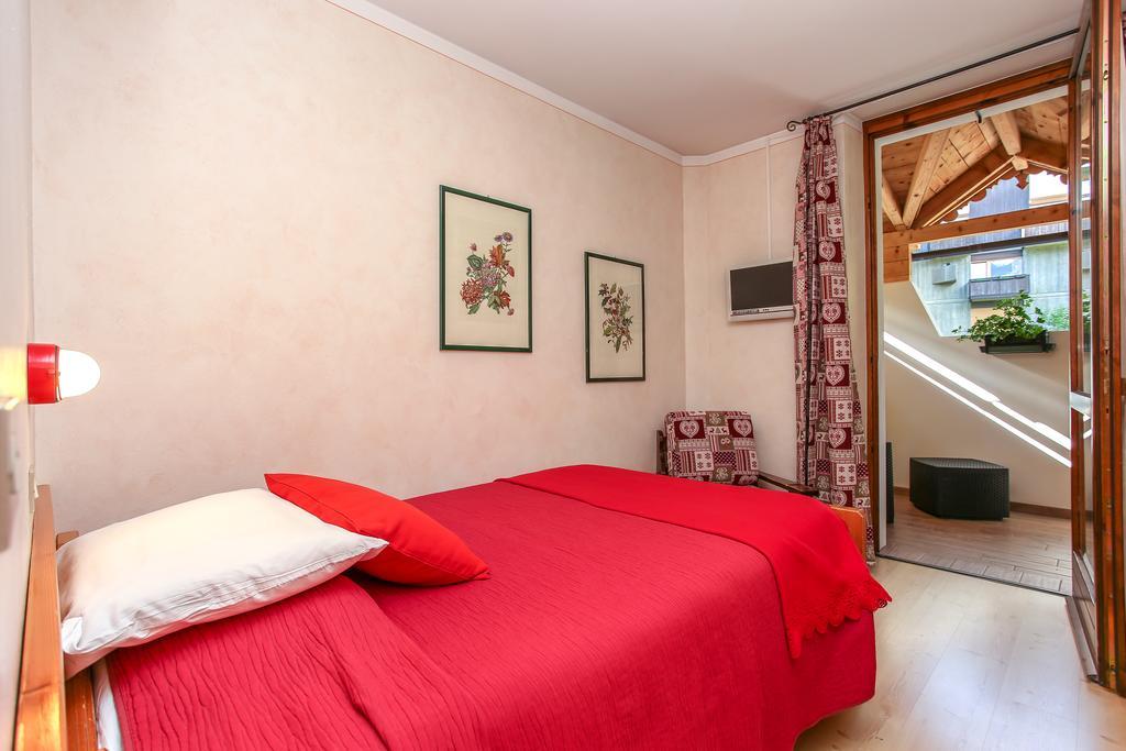 Albergo Adele Μπόρμιο Εξωτερικό φωτογραφία